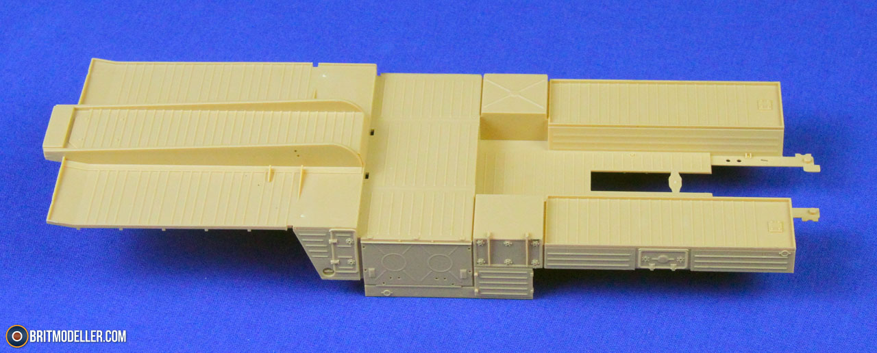 Trumpeter 01057 1/35 Mô Hình Xe Phóng Tên Lửa 40N6 of 51P6A