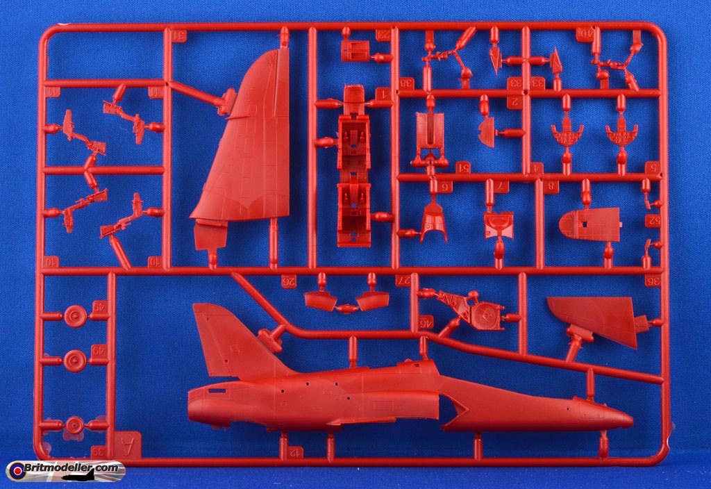échelle 72 Revell Model Set BAe Hawk T.1 Red Arrow-niveau 3/1 échelle 72 Revell Model Set BAe Hawk T.1 Red Arrow-niveau 3/1