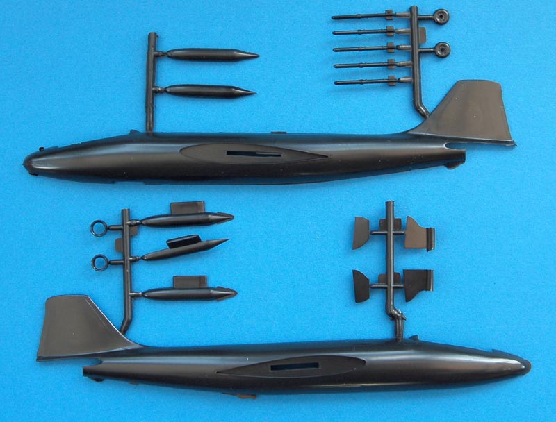 Revell 1:81 Martin B-57 B B-57B Intruder Aircraft Plastic Kit #H-132U 