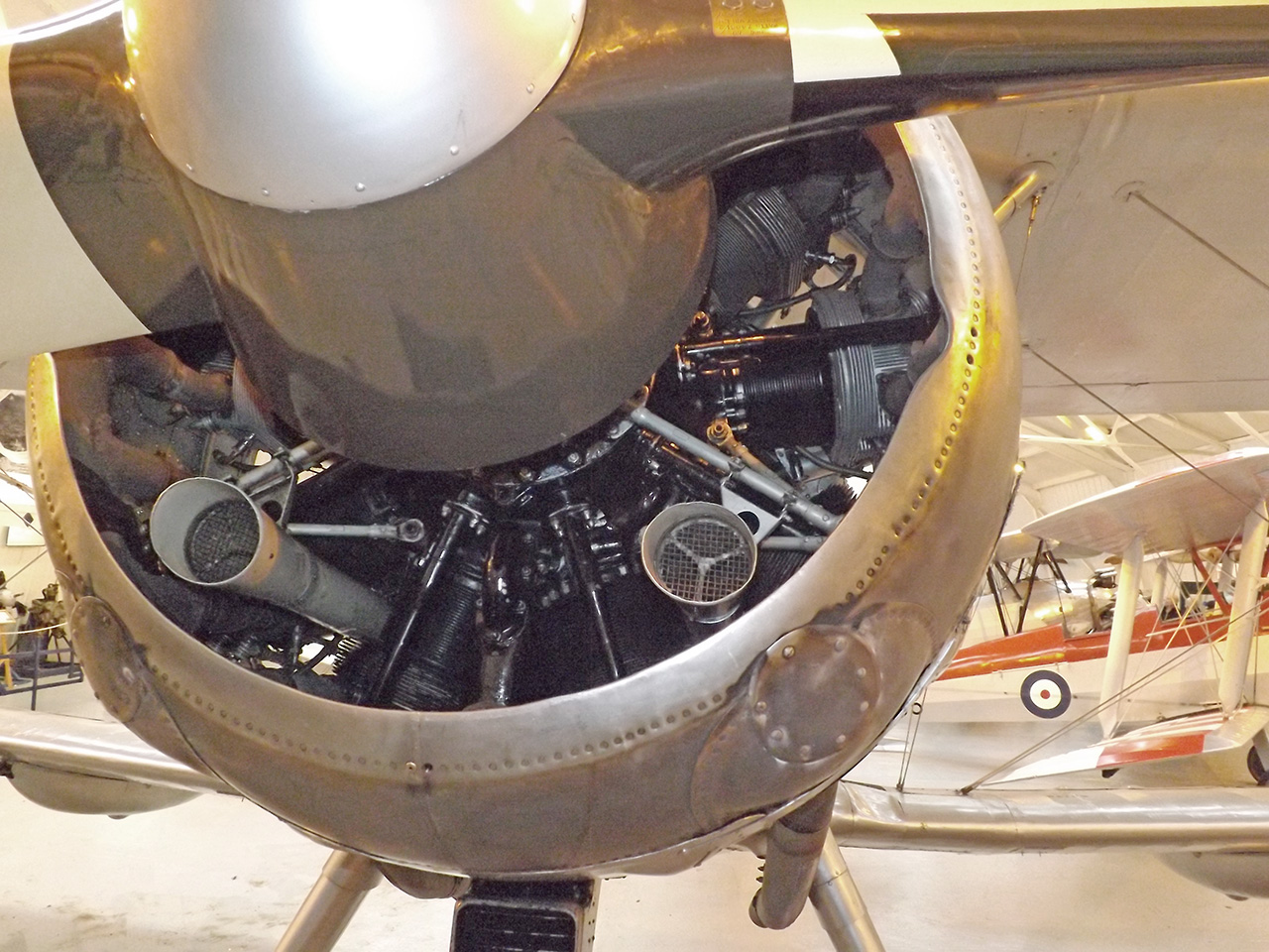 gloster-gladiator-propeller-engined-aircraft-britmodeller
