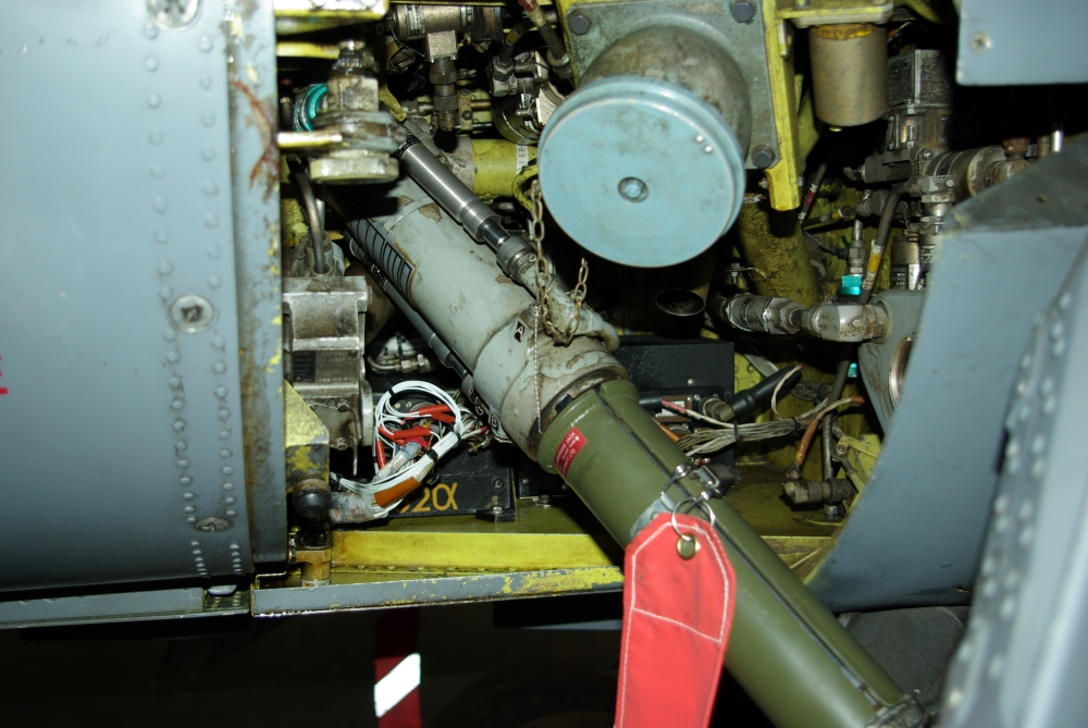 fuelbay2.jpg