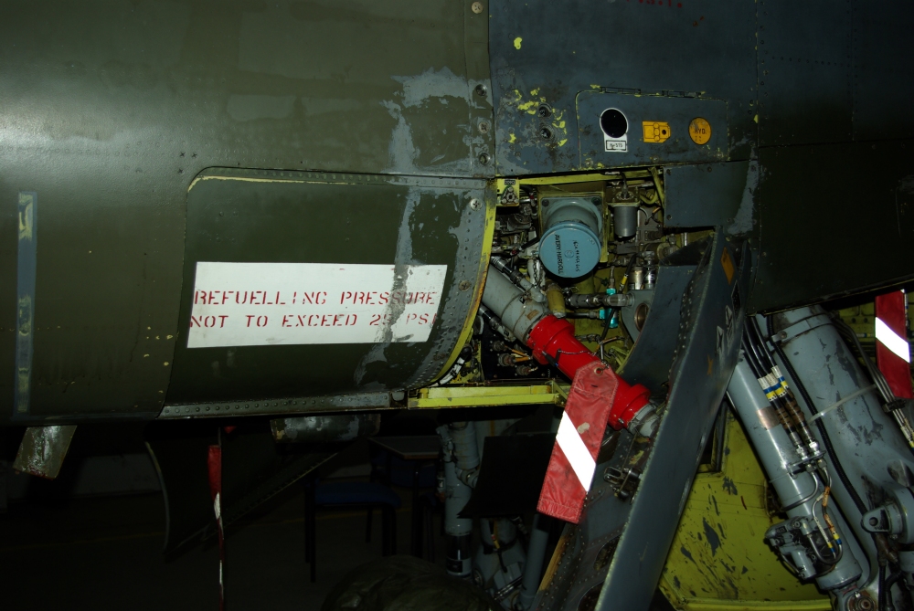 fuelbay7.jpg