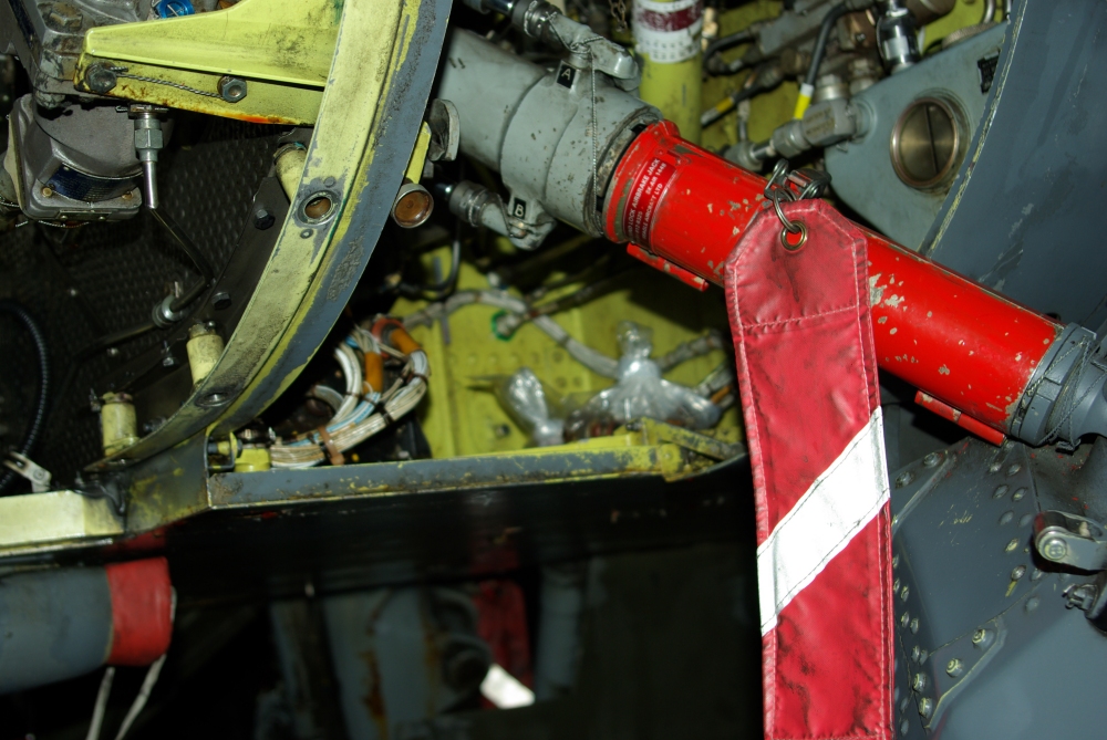fuelbay9.jpg