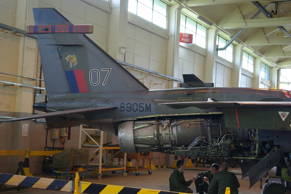 226ocu-tail-2.jpg