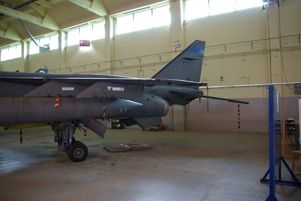 6sqn-t2-gunner.jpg