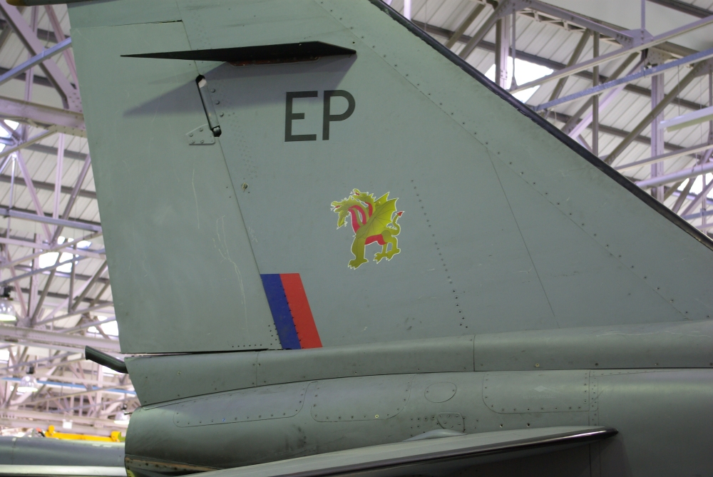 tail16.jpg