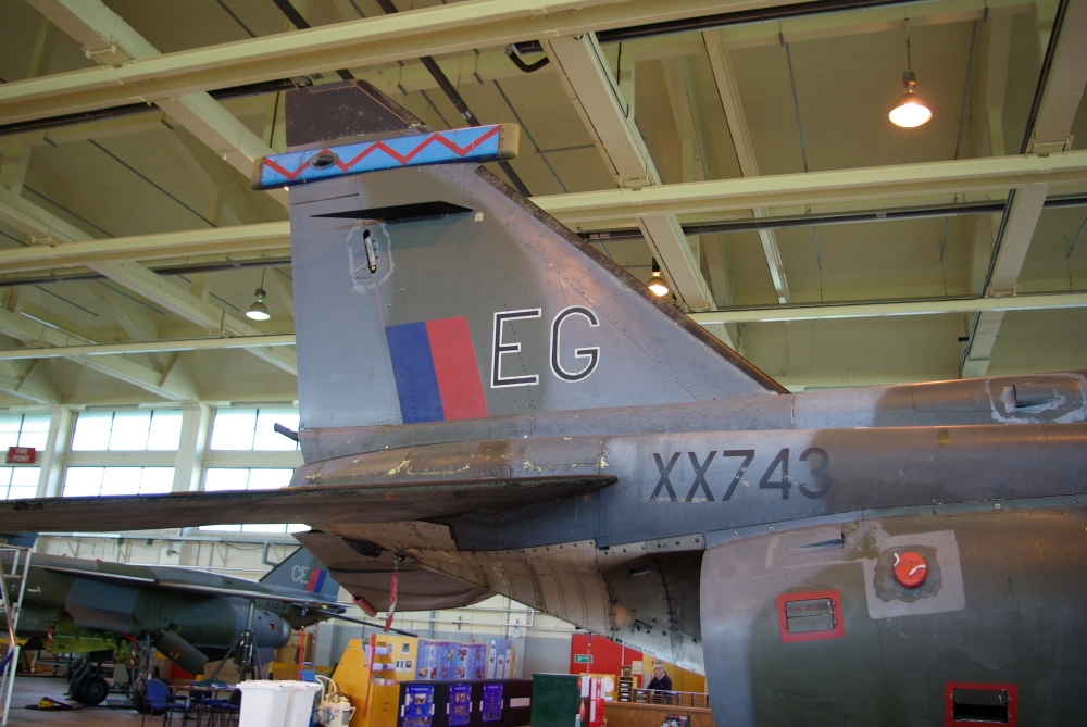 tail5.jpg