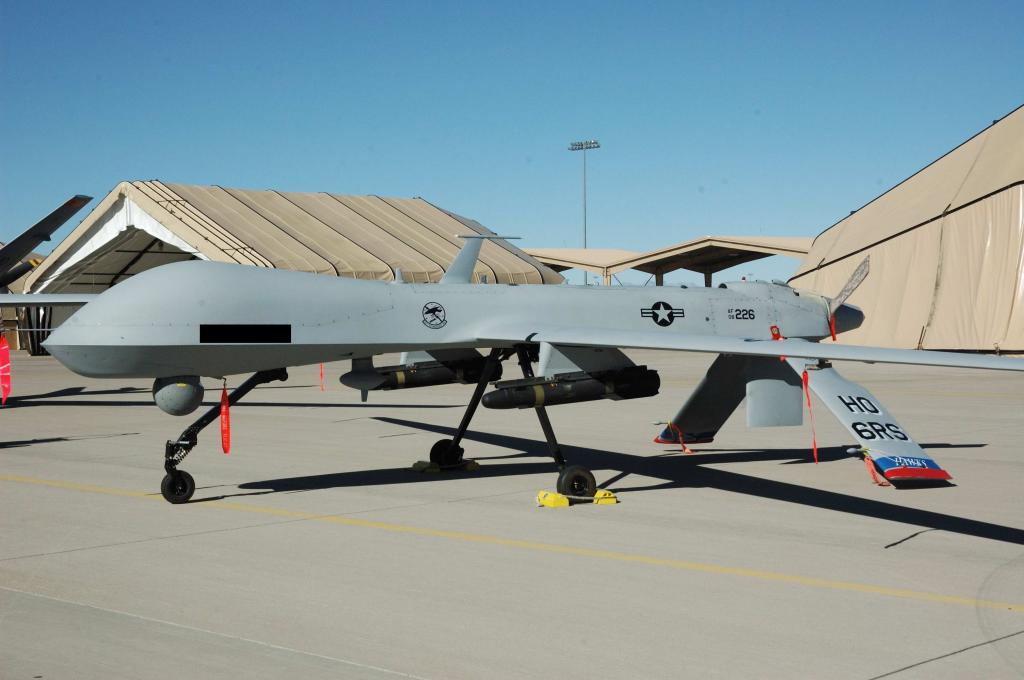 Hasil gambar untuk drone General Atomics MQ-1 Predator