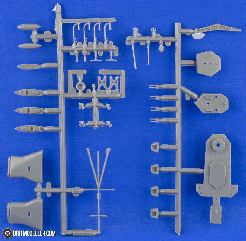 Airfix Kit Modello Nave Da Guerra HMS Ajax – Scala 1:600, 91 Pezzi, Livello Abilità 3, Modellismo Plastico