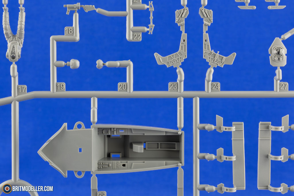 【超激安】 S①Qi35〜STEALTH（9本）+おまけ（CB+PT&WG2本） MENG LS-002 1/48 Chinese Chengdu J-20 Stealth Fighter Model