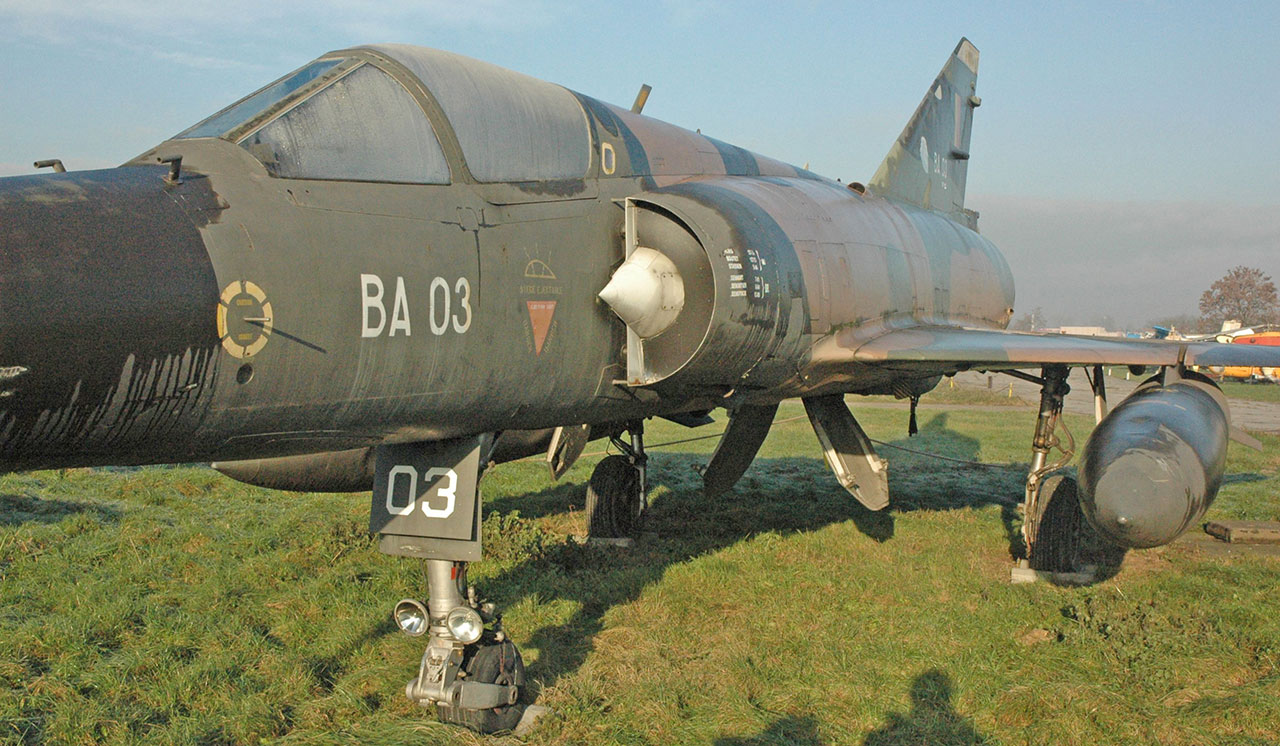 Dassault Mirage 5 - Jet & Rocket engined Aircraft - Britmodeller.com